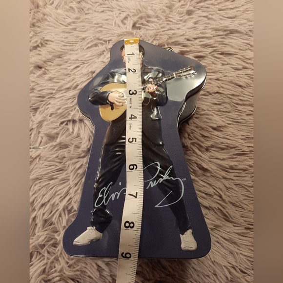 Elvis Presley Die Cut Tin Box - Picture 9 of 10